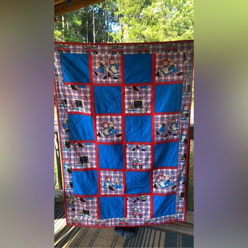 Vintage Raggedy Ann & Andy Handmade Quilt Signed